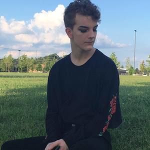 Meet your Posher, Salem