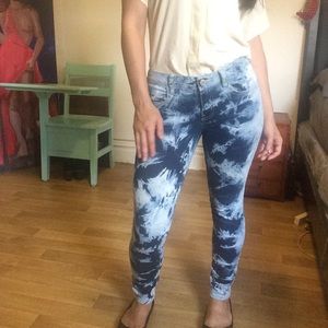 American Eagle bleach stained Jeggings
