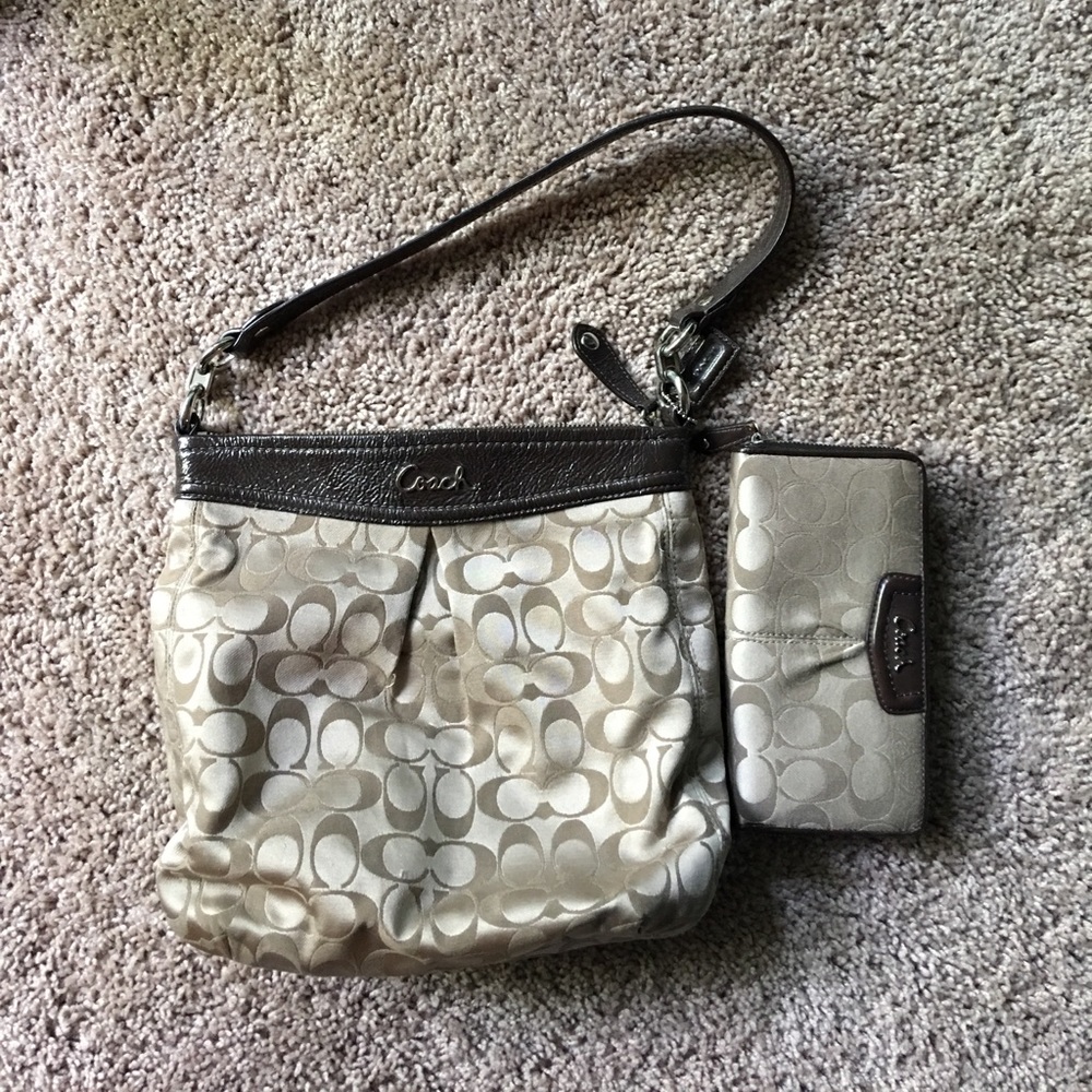 Coach purse with matching wallet