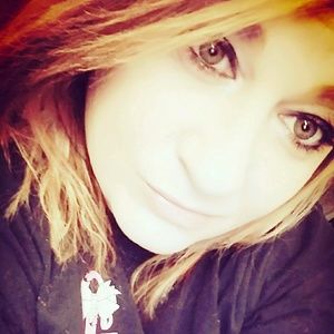 Meet your Posher, Angie