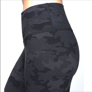 Lululemon high rise crops