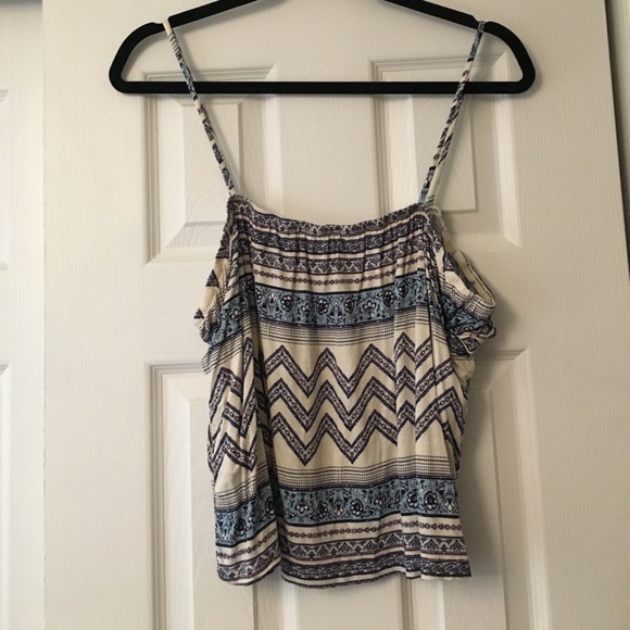 A printed crop top - Picture 2 of 2