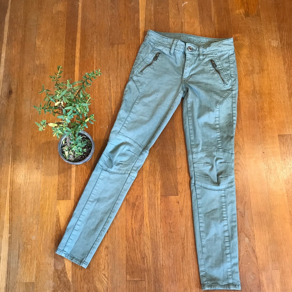 American Eagle Green Jeggings