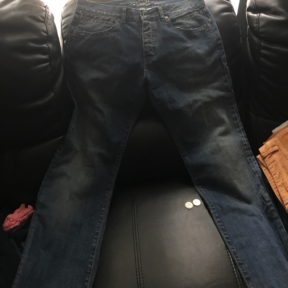 Jeans - Picture 2 of 3