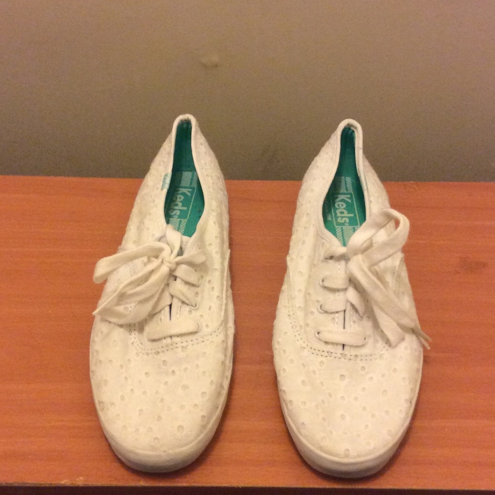 White lace Keds