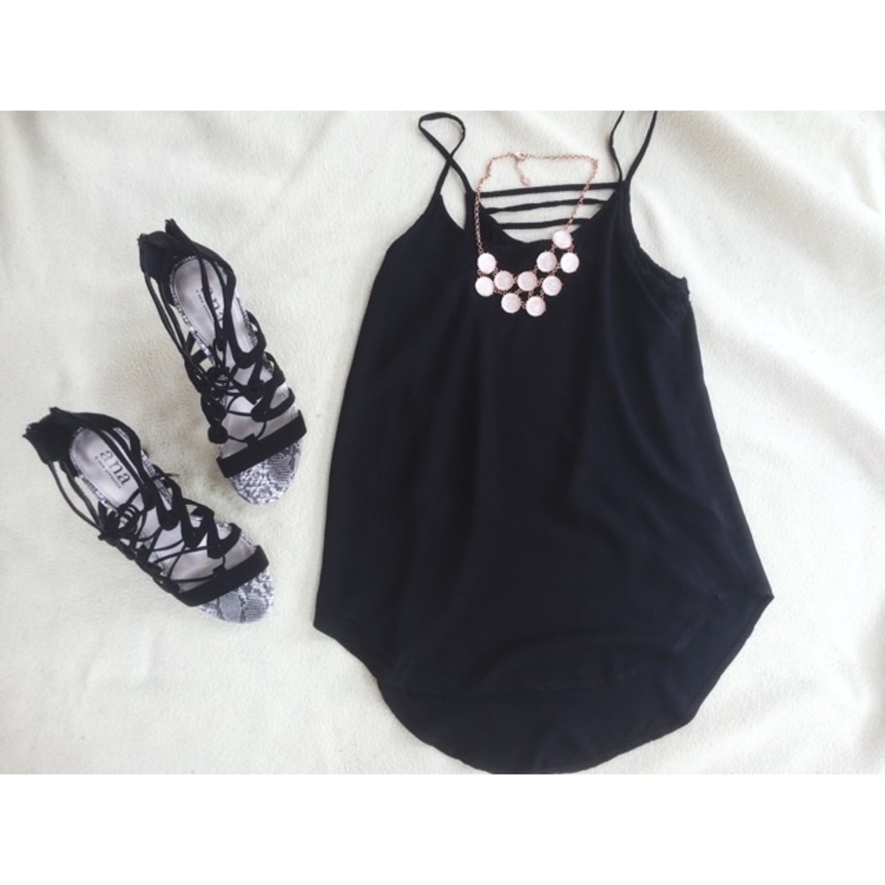 Black tank top w/ caged back