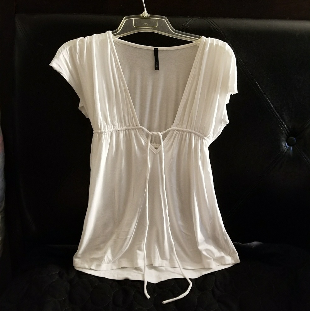 🎀Cute white top🎀