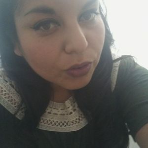 Meet your Posher, Araceli