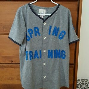 Boys Peek baseball jersey-style shirt size 10/XL