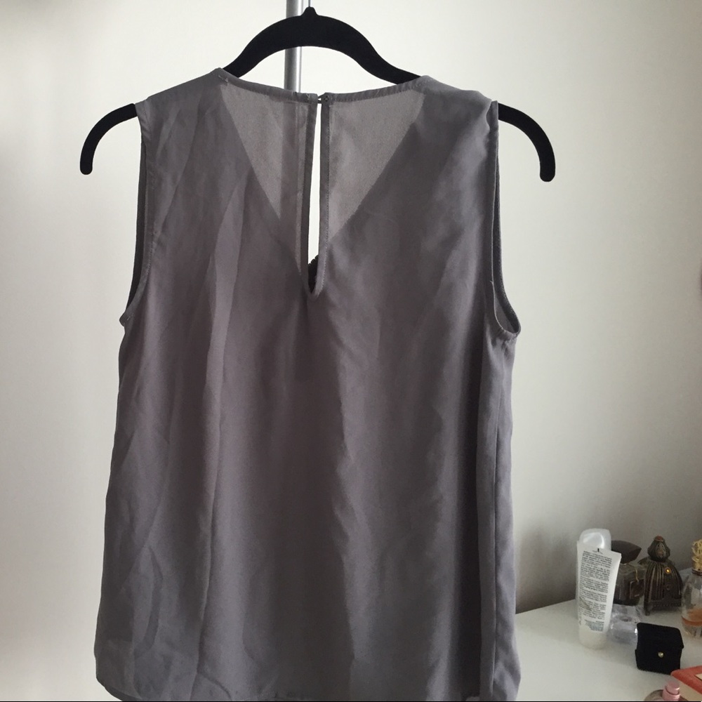 Cut blouse - Picture 2 of 2