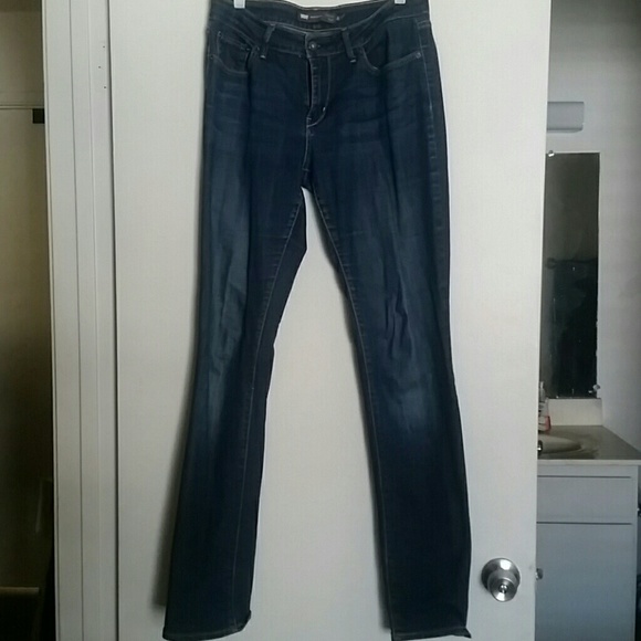 Levi jeans Classic - Picture 1 of 5