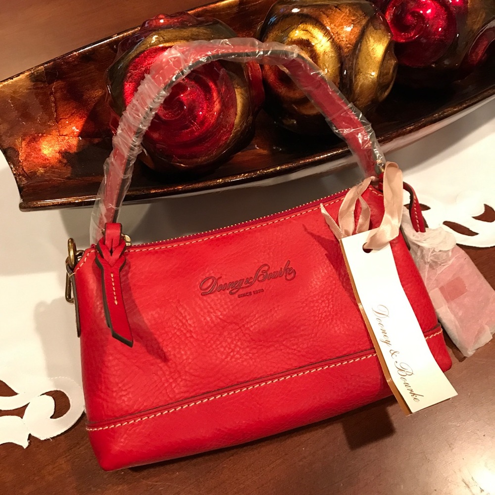 Dooney & Bourke Lizzie Handbag