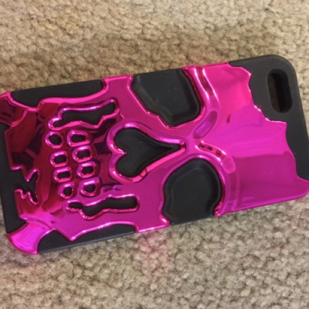 iPhone 5/5s pink skull case