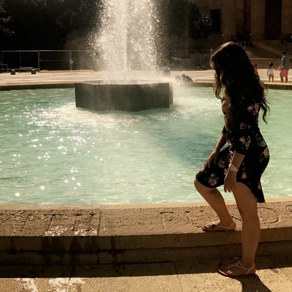 Meet your Posher, Roheena - Picture 1 of 1