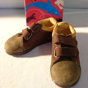 Vintage Boys  Leather Shoes Jumping Jacks Size 8