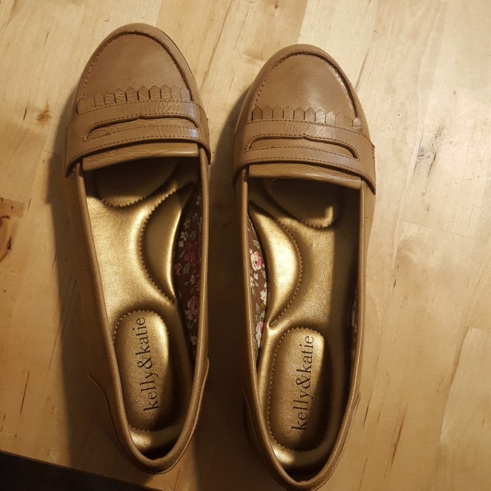 Loafers- Kelly &kate