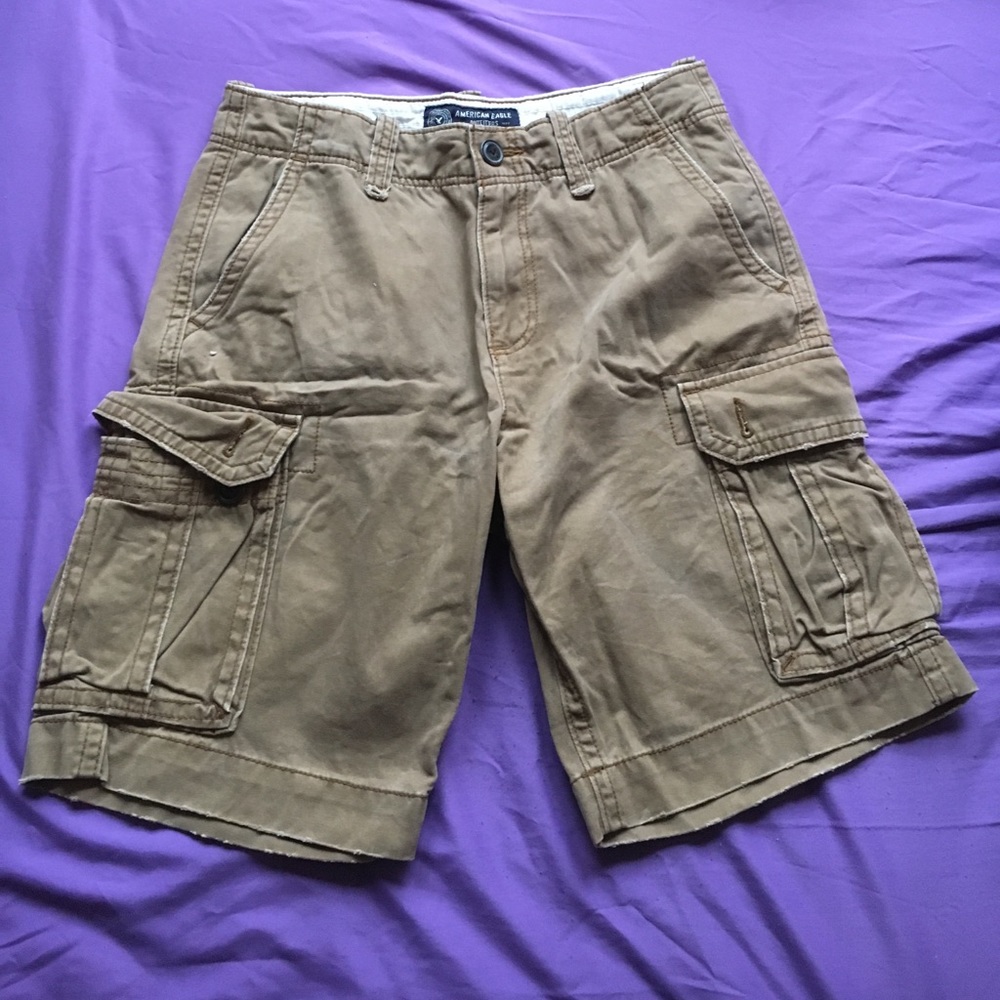 American Eagle Khaki Cargo Shorts 30