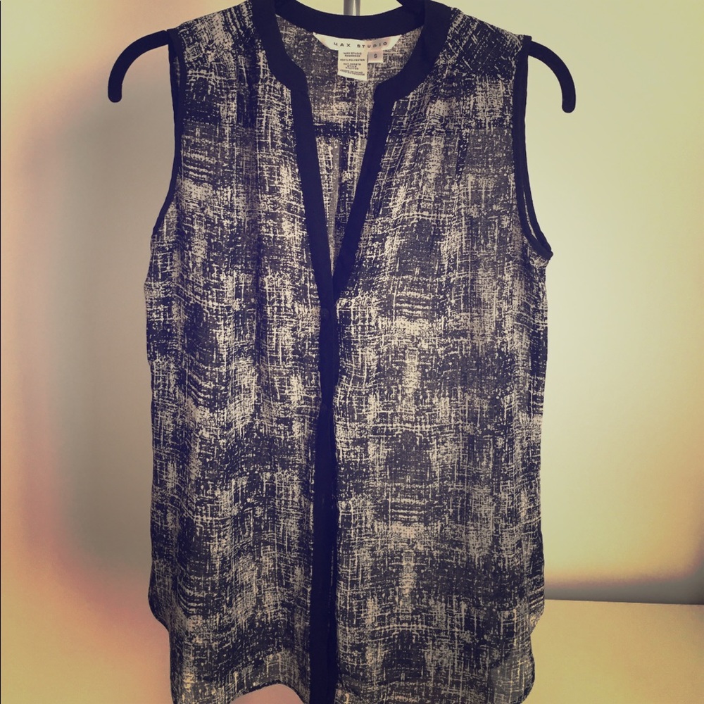 Button blouse