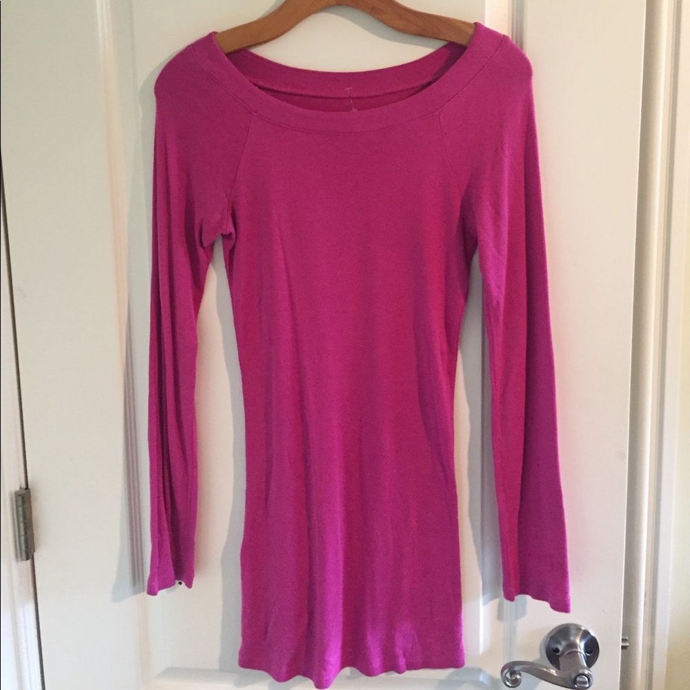Express basic tee
