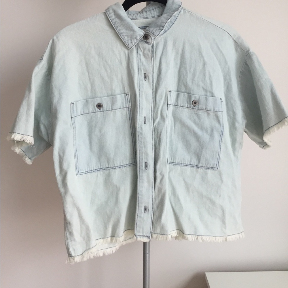 Cropped denim blouse