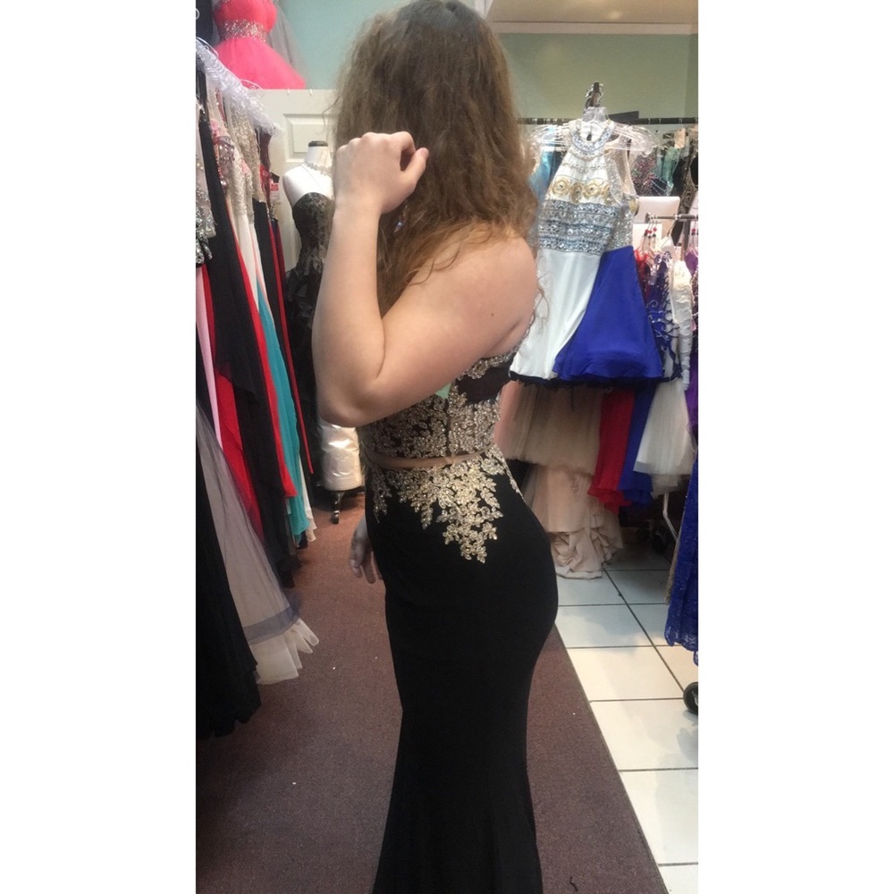 Black & Gold Embellished Homecoming/Prom Dress - Picture 3 of 4