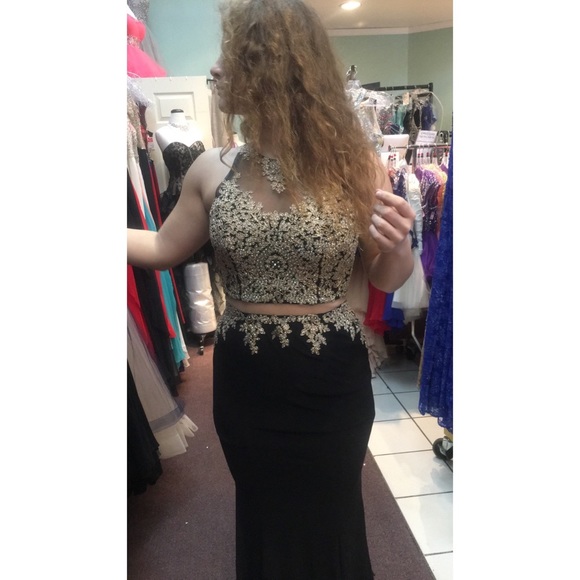 Black & Gold Embellished Homecoming/Prom Dress - Picture 2 of 4
