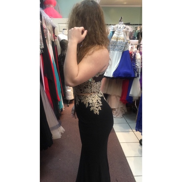 Black & Gold Embellished Homecoming/Prom Dress - Picture 3 of 4