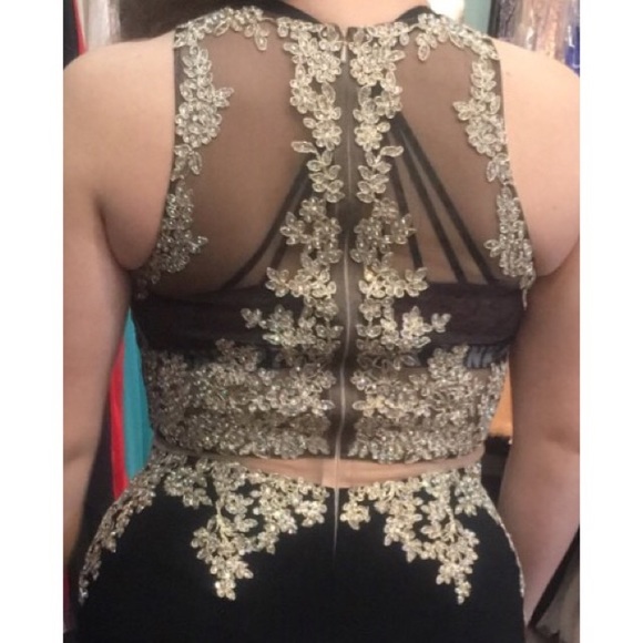 Black & Gold Embellished Homecoming/Prom Dress - Picture 4 of 4