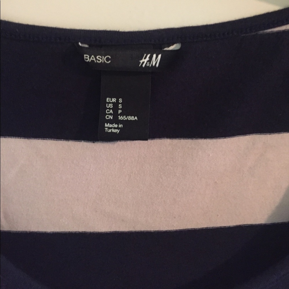 H&m basic tee - Picture 2 of 2