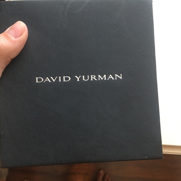 Mother pearl face & diamond David Yurman watch - Picture 3 of 3