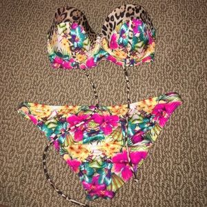 VS limited edition bikini set!!