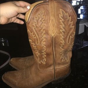 Women's cowboy boots