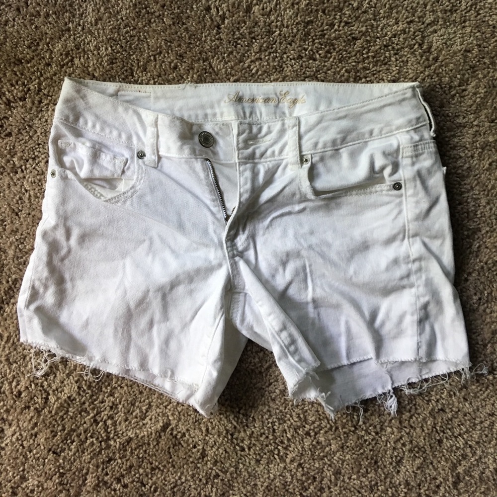 White American eagle midi shorts