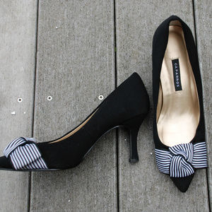 Black-and-White Bow Heels