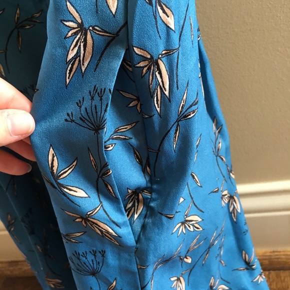 Blue LOFT Romper with Flower Pattern - Picture 4 of 4