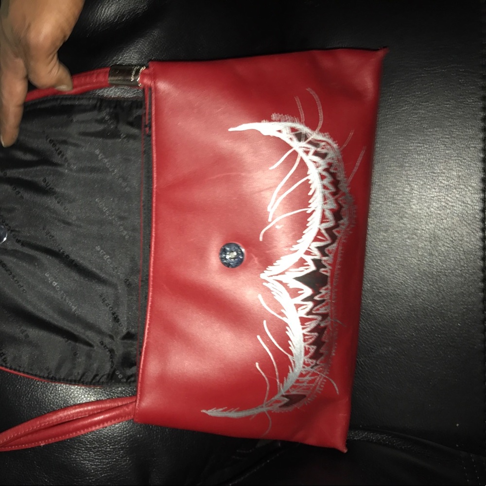 Purse - Picture 2 of 4