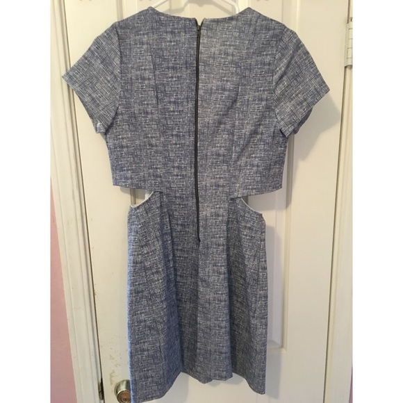 Mystic blue & white twill cut out dress - Picture 2 of 4