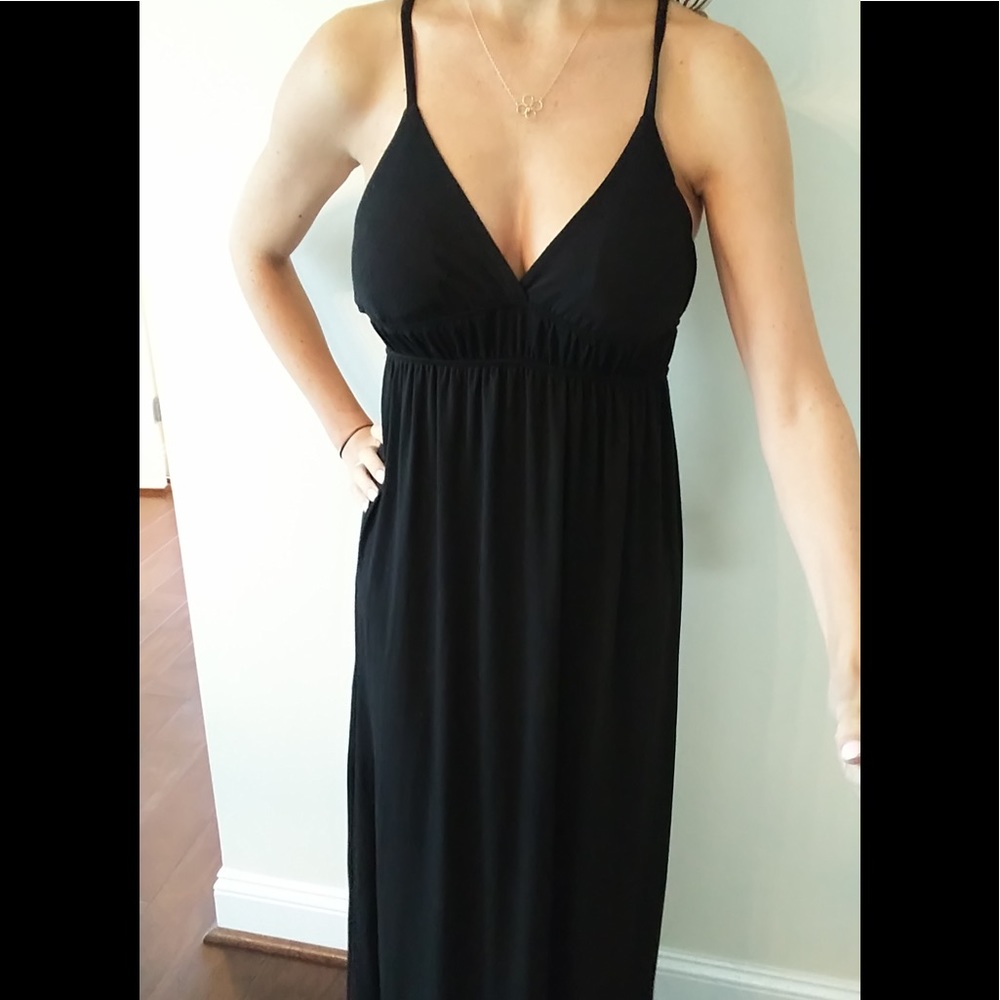 🐶 2 for $15! Black maxi dress.