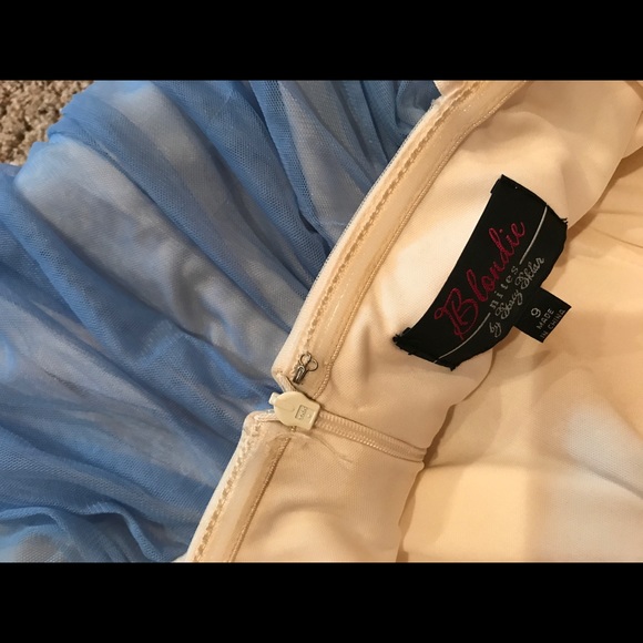 Periwinkle homecoming dress - Picture 4 of 6