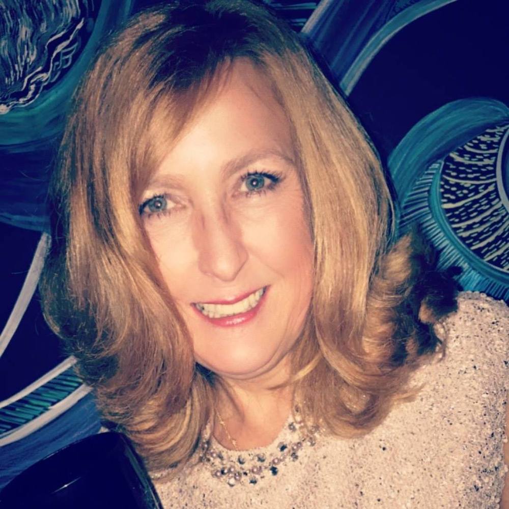 Meet your Posher, Pam Johns