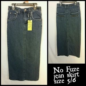 No Fuze jean skirt size 5/6. Modest. No splits.