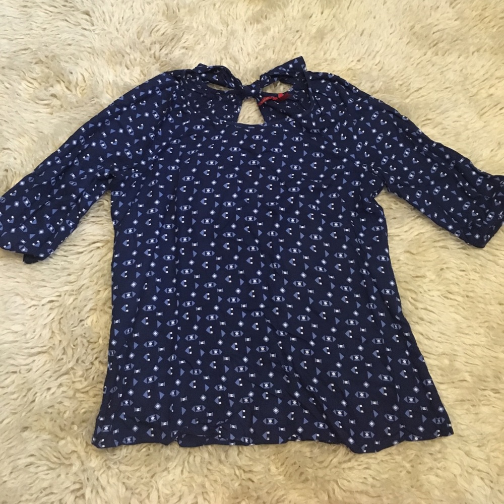Red Camel Geometric Shirt