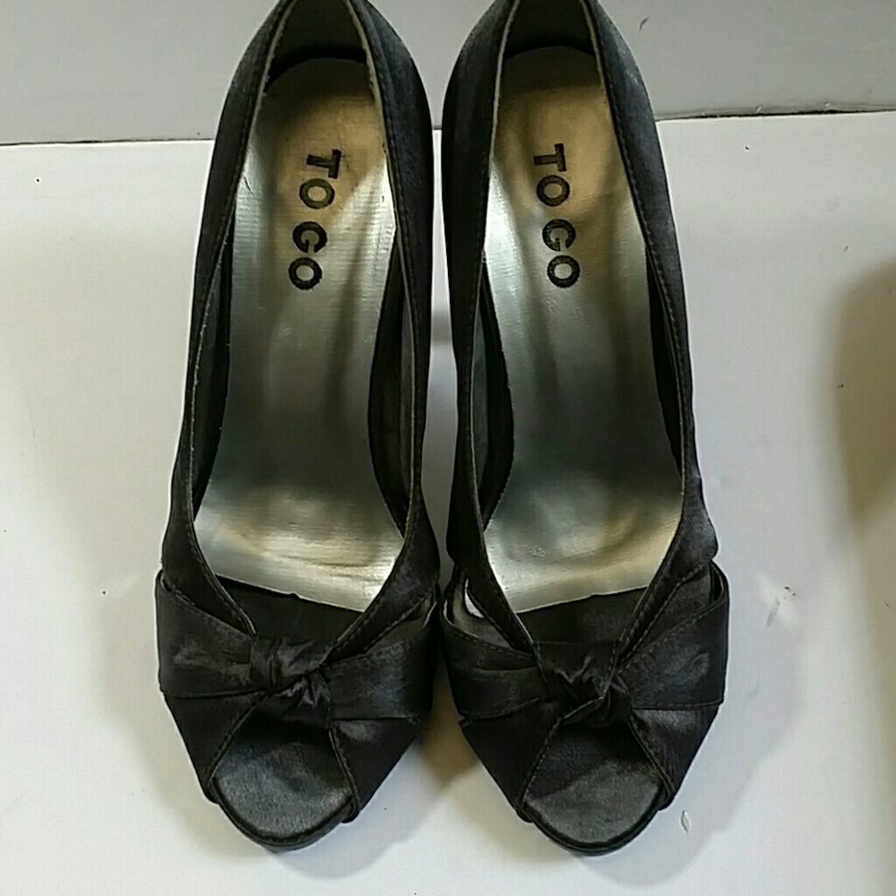 TO GO SHOES SIZE : 7