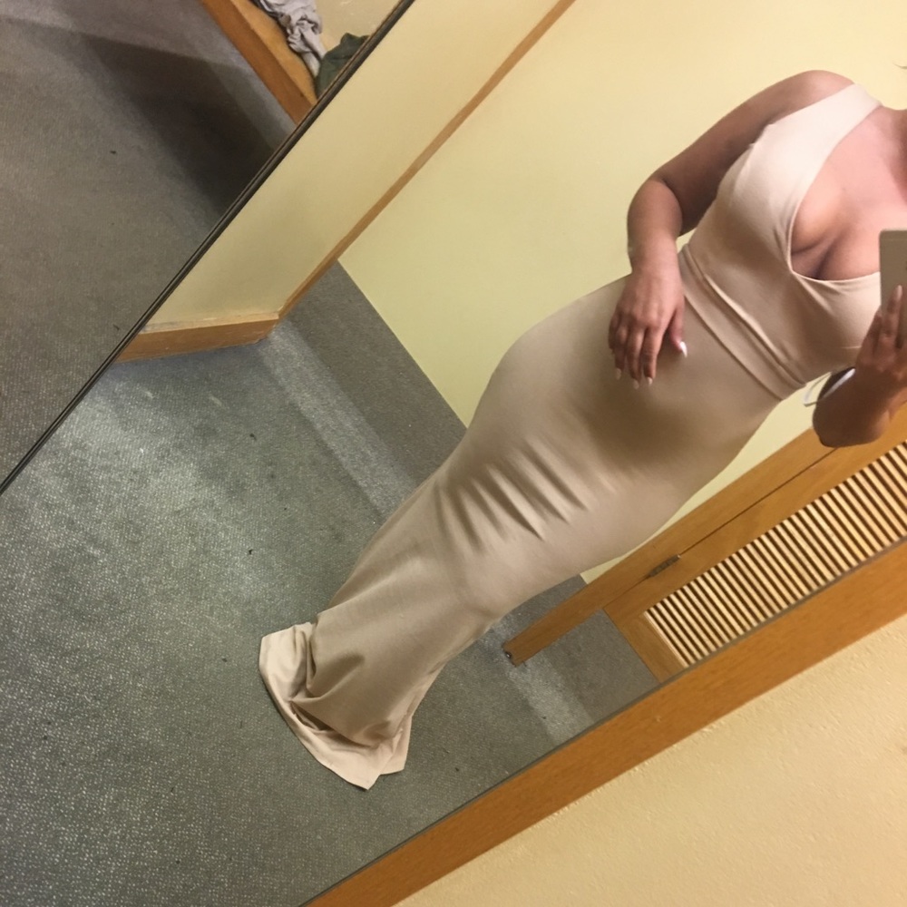 Size XS nude gown