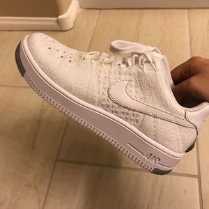 nike air force 1 flyknit white