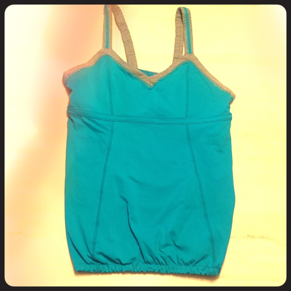 Adorable Kyodan, Size S/P, turquoise workout top.