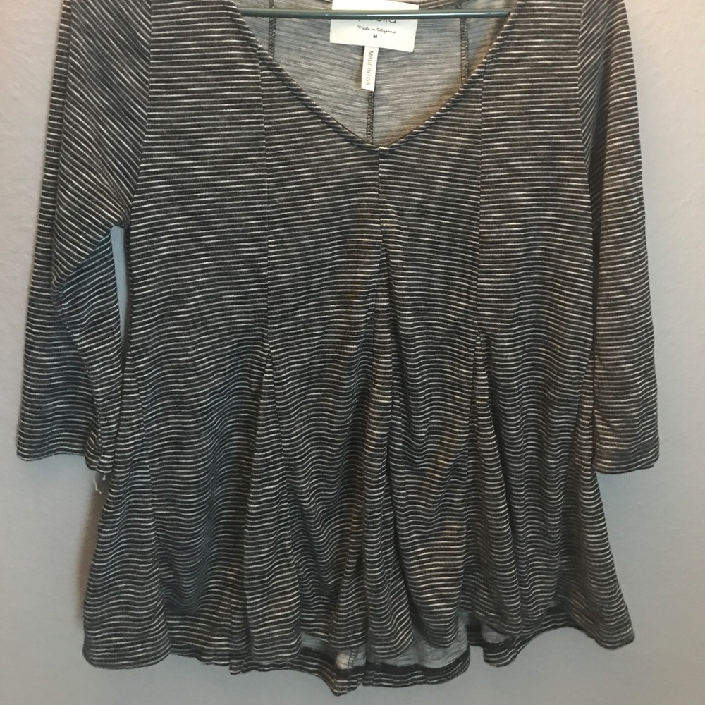 Black and white stripe puella shirt