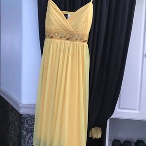 Yellow dress