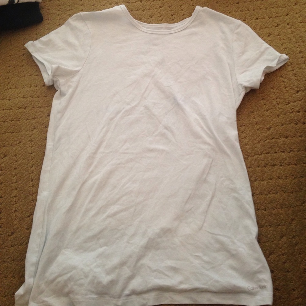 White t shirt