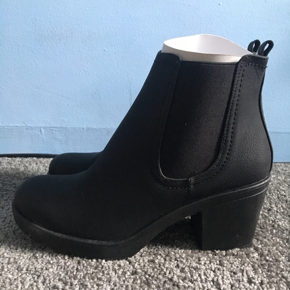 Matilda Block Heel Chelsea Boot